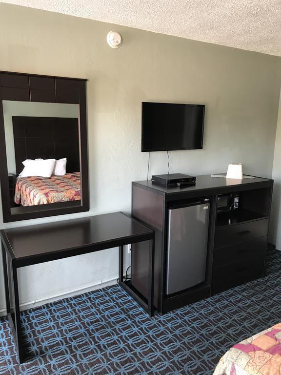 Economy Inn 모데스토 외부 사진